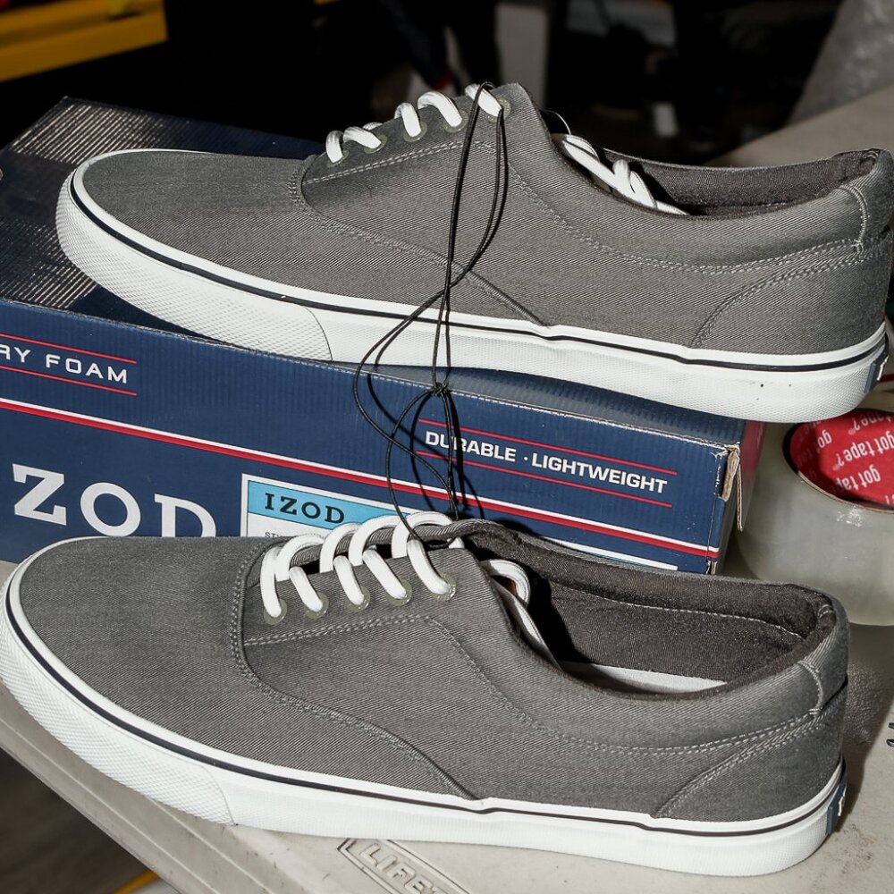 Izod Men's Canvas Shoe -Gray‎ - Picture 7 of 7